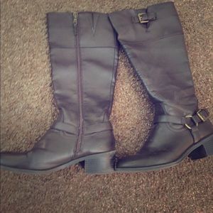 Beautiful Brown Chaps Boots